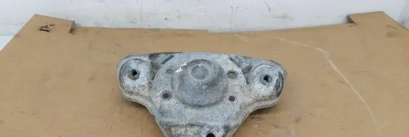 Coil spring mount