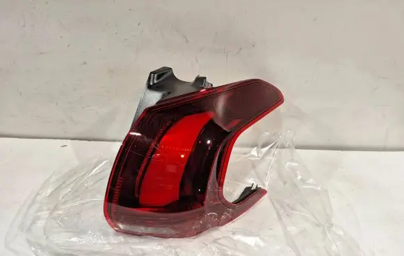 Peugeot 2008 I Rear/tail lights 9826730380