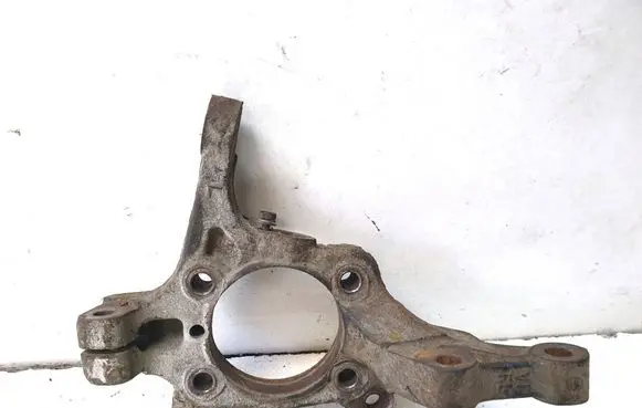 Hyundai i40 Front wheel hub spindle knuckle