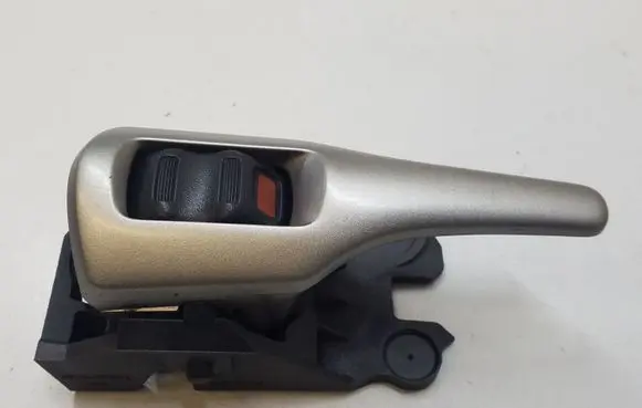 Toyota Auris 150 Front door interior handle 62318