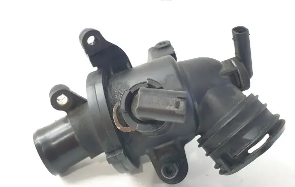 Thermostat/thermostat housing