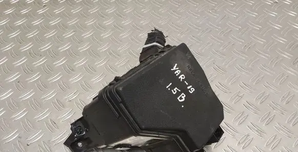 Toyota Yaris Fuse box set 821150UE50C