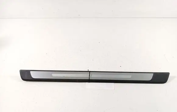 Front sill trim cover