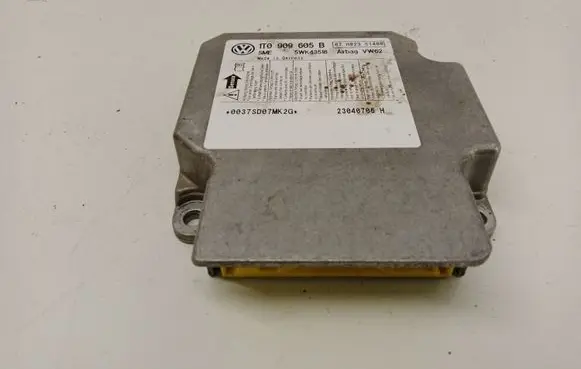 Volkswagen Touran I Airbag control unit/module 1T0909605B 5WK43518