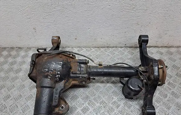 Mitsubishi Pajero Front differential MR453792