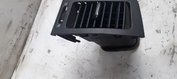 Toyota Corolla Verso E121 Dash center air vent grill 15564345