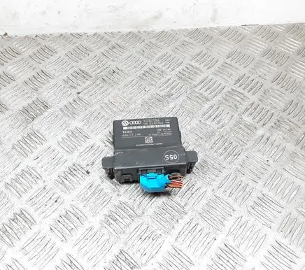 Volkswagen PASSAT B6 Gateway control module 3C0907530A 3C0907951A 402063