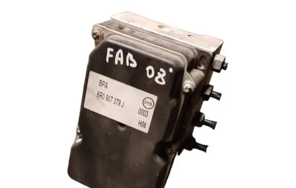 Skoda Fabia Mk1 (6Y) ABS Pump 6R0907379J 0265800816