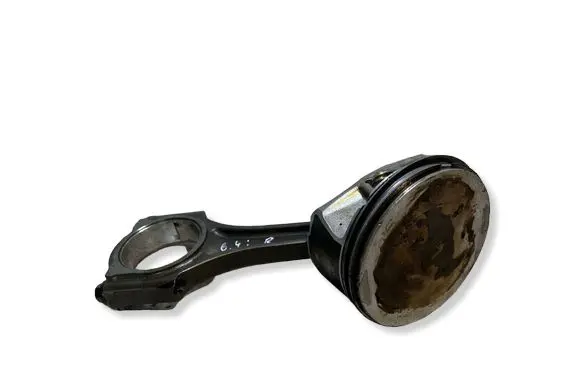 Dodge Challenger Piston with connecting rod 
