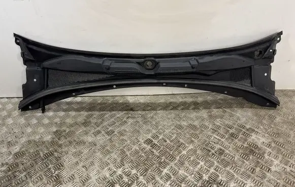 Chevrolet Camaro Wiper trim 84154468 23376266 84090639