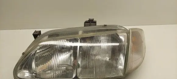 Renault Megane I Headlight/headlamp