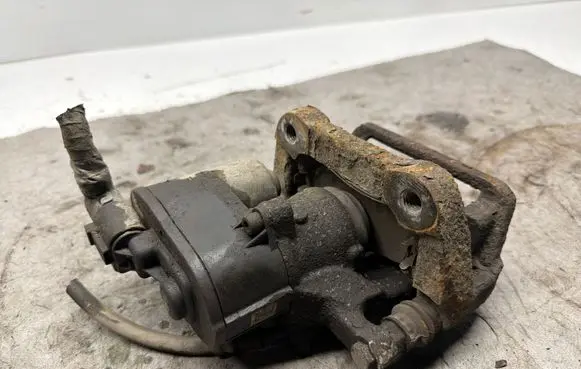 Volvo V60 Rear brake caliper 