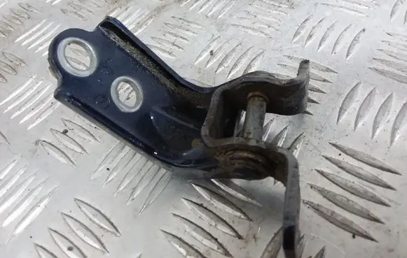 Subaru Legacy Rear door lower hinge RLW86P