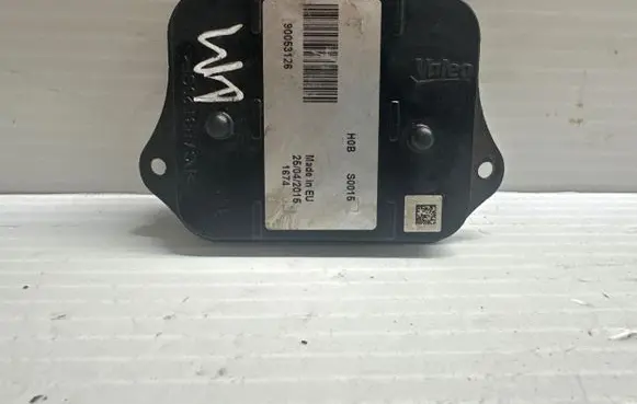 Volvo S60 Headlight ballast module Xenon 90053126