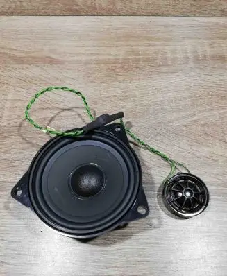 Panel speaker