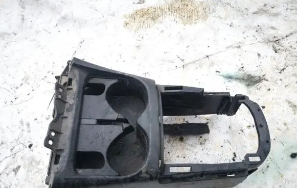 Toyota RAV 4 (XA20) Cup holder 5562542010 55625-42010