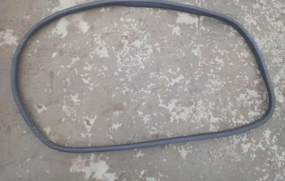 Renault Captur Rear door rubber seal (on body) 