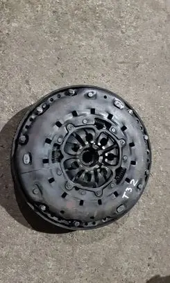 Nissan X-Trail T32 Dual mass flywheel 1231000Q2M C021000QAD 123103008R