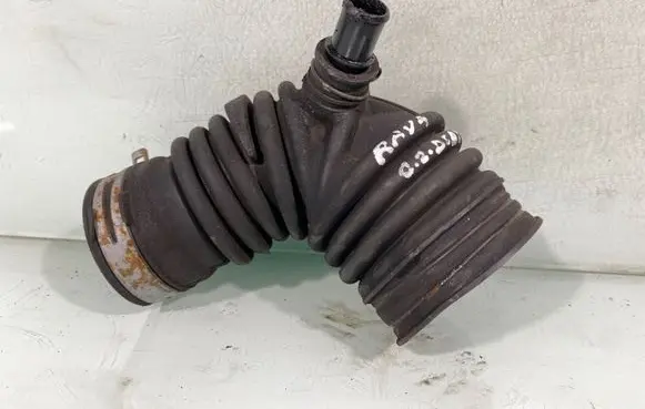 Toyota RAV 4 (XA30) Intercooler hose/pipe
