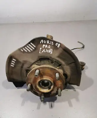 Toyota Auris 150 Front wheel hub