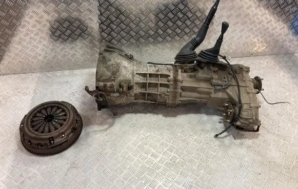 Toyota Hilux (AN10, AN20, AN30) Gearbox transfer box case PK17303
