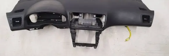 Subaru Legacy Dashboard 0179lh
