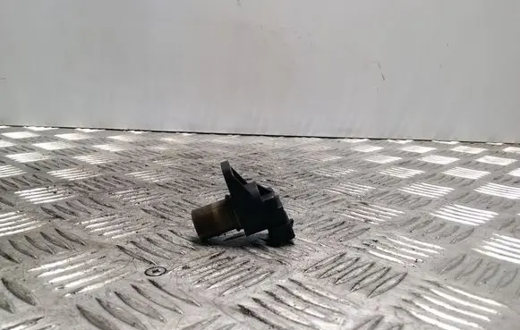 Mercedes-Benz ML W163 Camshaft position sensor A0031539728