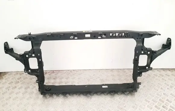 Hyundai i30 Radiator support slam panel 64105G4120