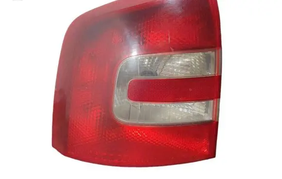Skoda Octavia Mk2 (1Z) Rear/tail lights 275901 1Z9945257