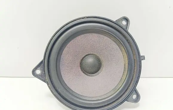 Audi A4 S4 B5 8D Front door speaker 8D0035411A