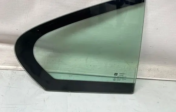 Opel Insignia A Rear vent window glass Dot747m540as2 43r000055