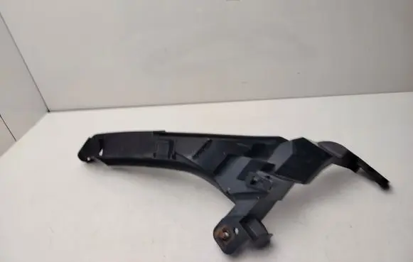 Honda CR-V Headlight/headlamp mounting bracket