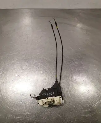Mitsubishi Outlander Front door lock