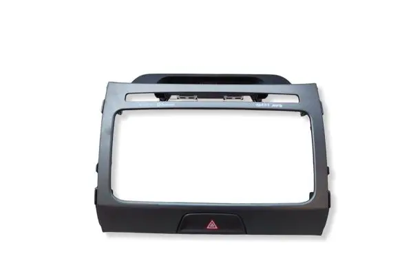KIA Sportage Radio/GPS head unit trim 