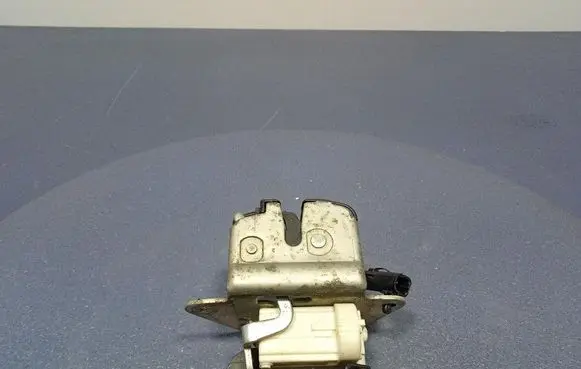Alfa Romeo Brera Tailgate/trunk/boot lock/catch/latch