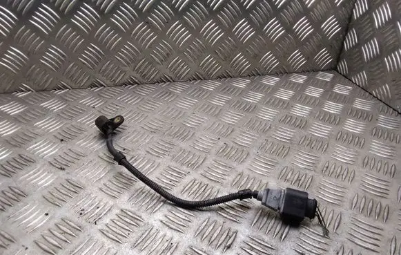 Volkswagen Touran I Crankshaft position sensor 9805940