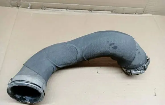 Intercooler hose/pipe