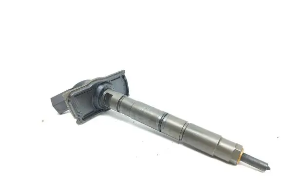 Audi Q7 4L Fuel injector 059130277AH 0445115052