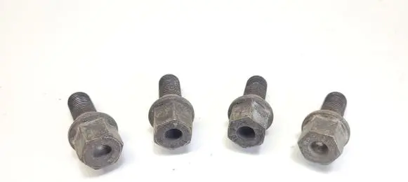 Nuts/bolts