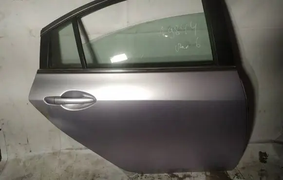 Mazda 6 Rear door pilkos