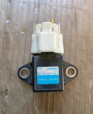 Suzuki SX4 S-Cross ESP acceleration yaw rate sensor 4991000730 3394573K00