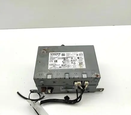 Volvo XC40 Radio/CD/DVD/GPS head unit 32413742 32413742AA