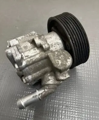 Renault Trafic II (X83) Power steering pump 8201170707