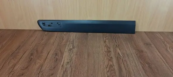 Renault Espace IV Front door trim (molding) 8200095948