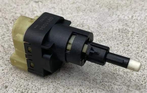 Audi A4 S4 B7 8E 8H Brake pedal sensor switch 0911094 70162
