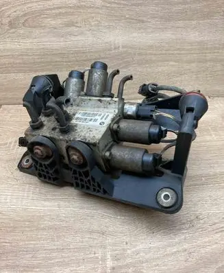 BMW 5 E60 E61 Active stabilizer control/valve assembly 6760840