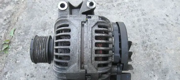 Mercedes-Benz CLK A209 C209 Generator/alternator A2711540802