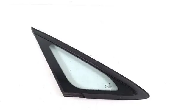 BMW 2 F46 Front triangle window/glass 7321944
