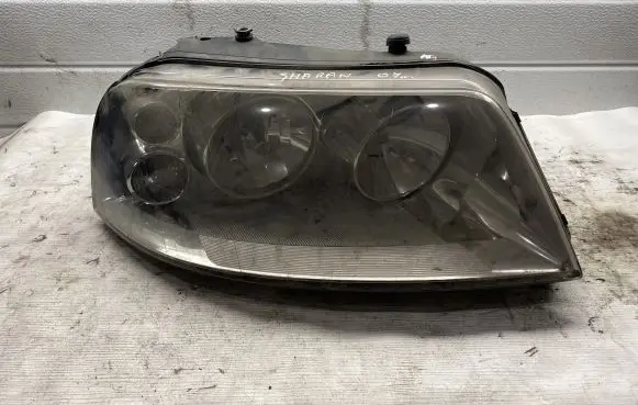 Volkswagen Sharan Headlight/headlamp 1305235531