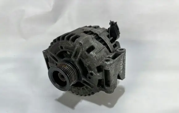 Mercedes-Benz E W211 Generator/alternator A0131545602